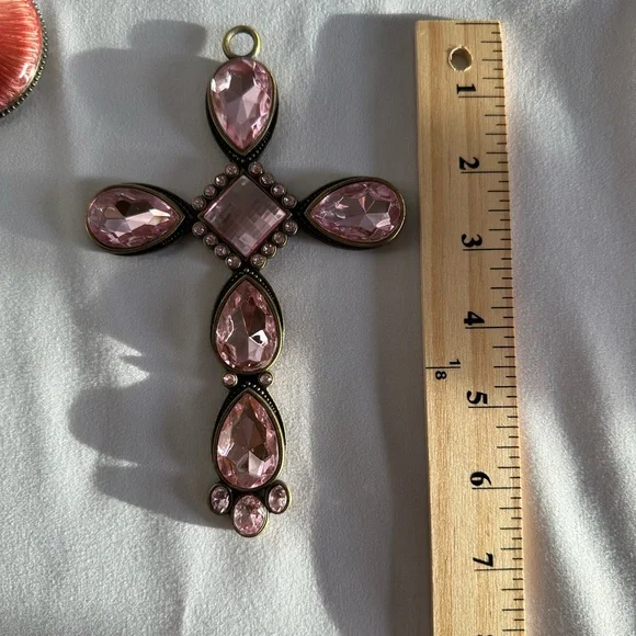 Kirkland Signature Pink and Gold Cross Ornament w/ Pink Stand - Picture 6 of 16